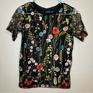 Timing Women’s Size Small Sheer Short Sleeve Embroidered Floral Top Black Preown